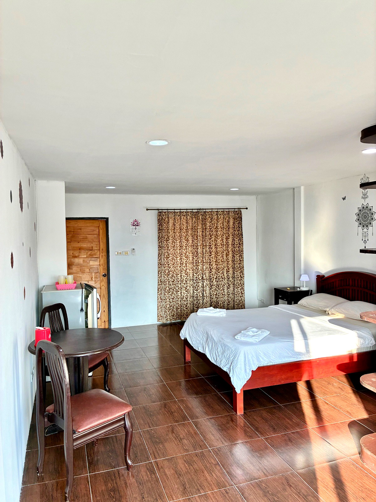 Pictures of Farang house apartments  16/16