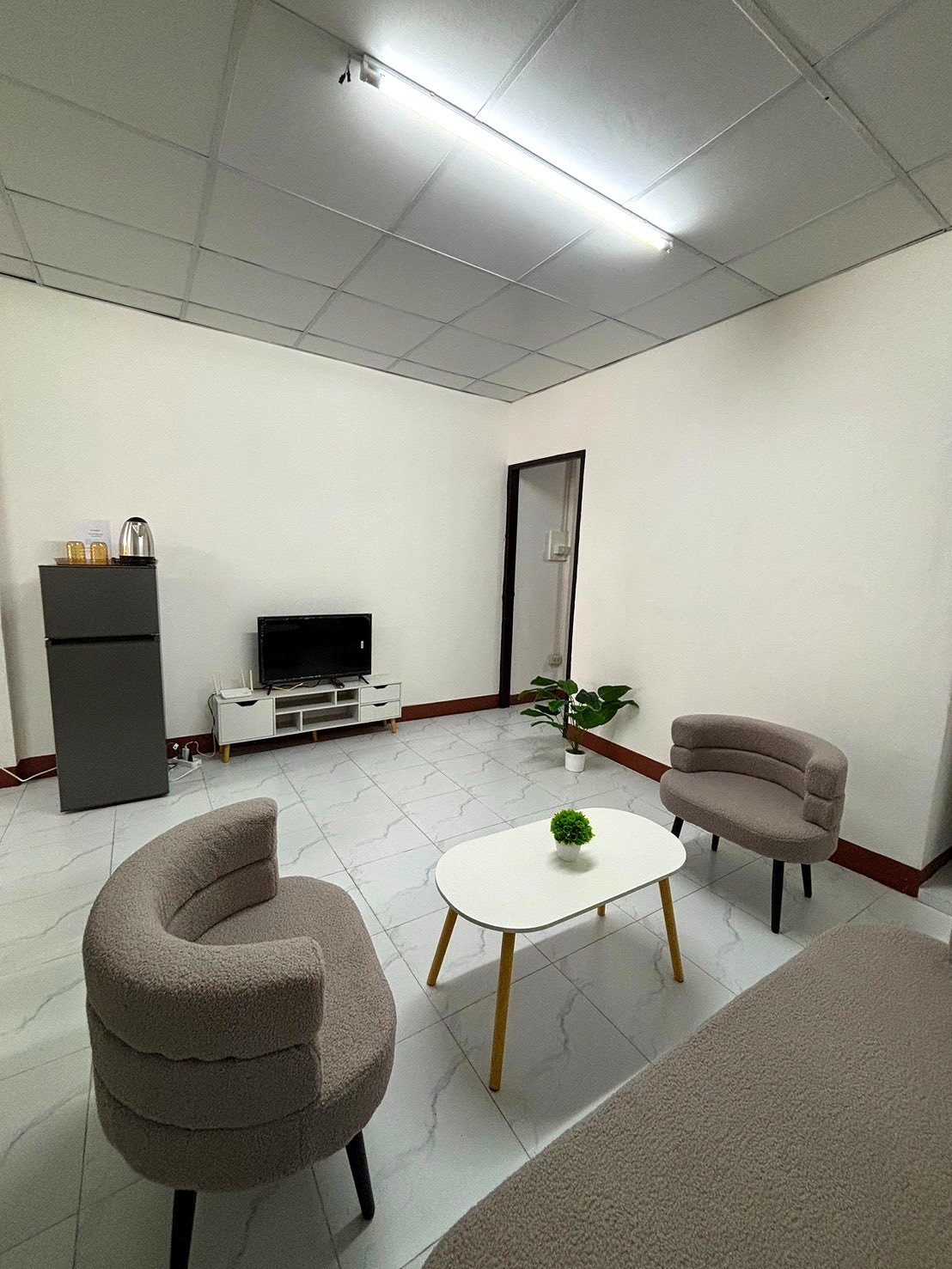 Pictures of S.T. Apartment  6/15