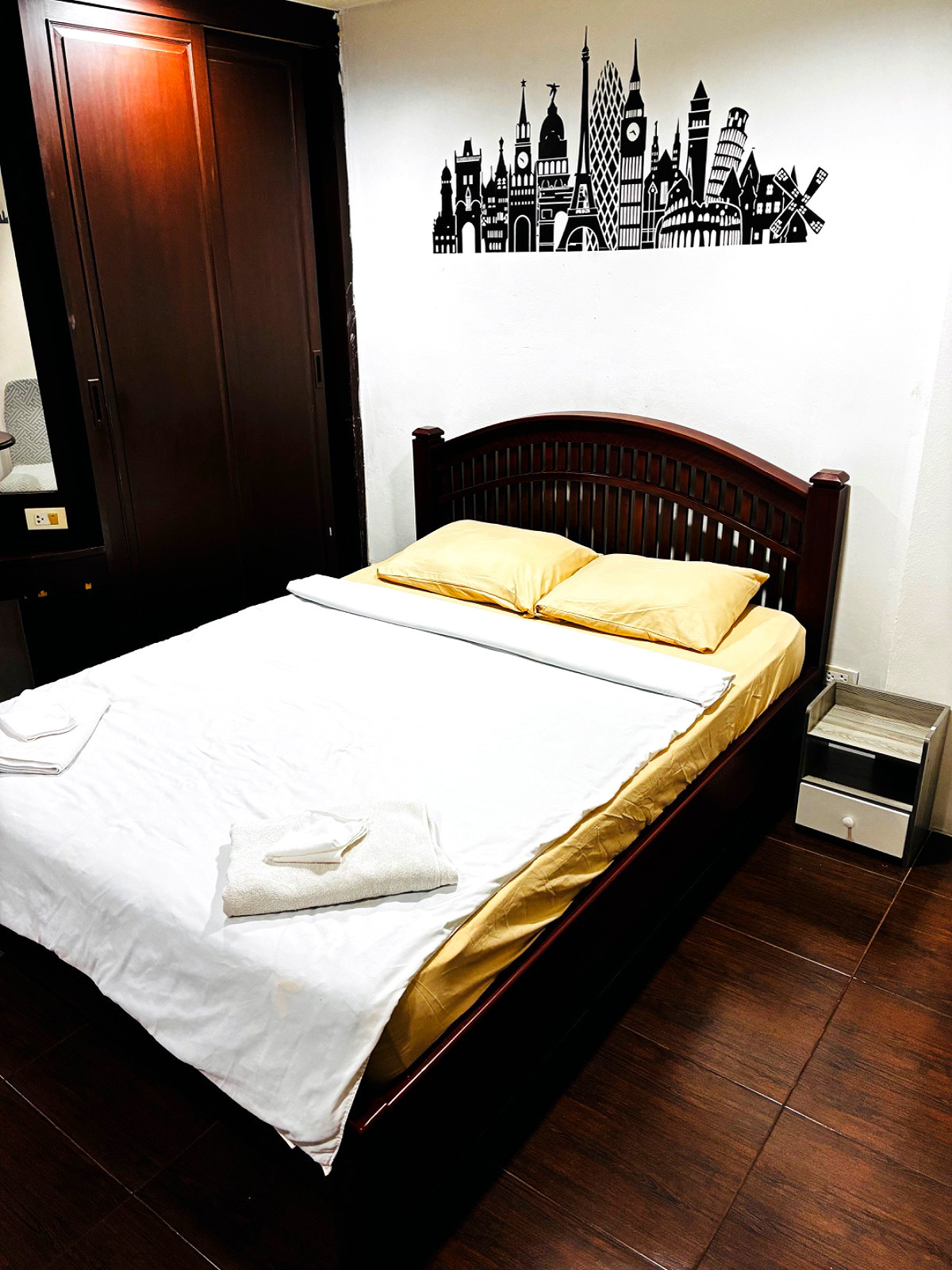 Pictures of Farang house apartments  13/16