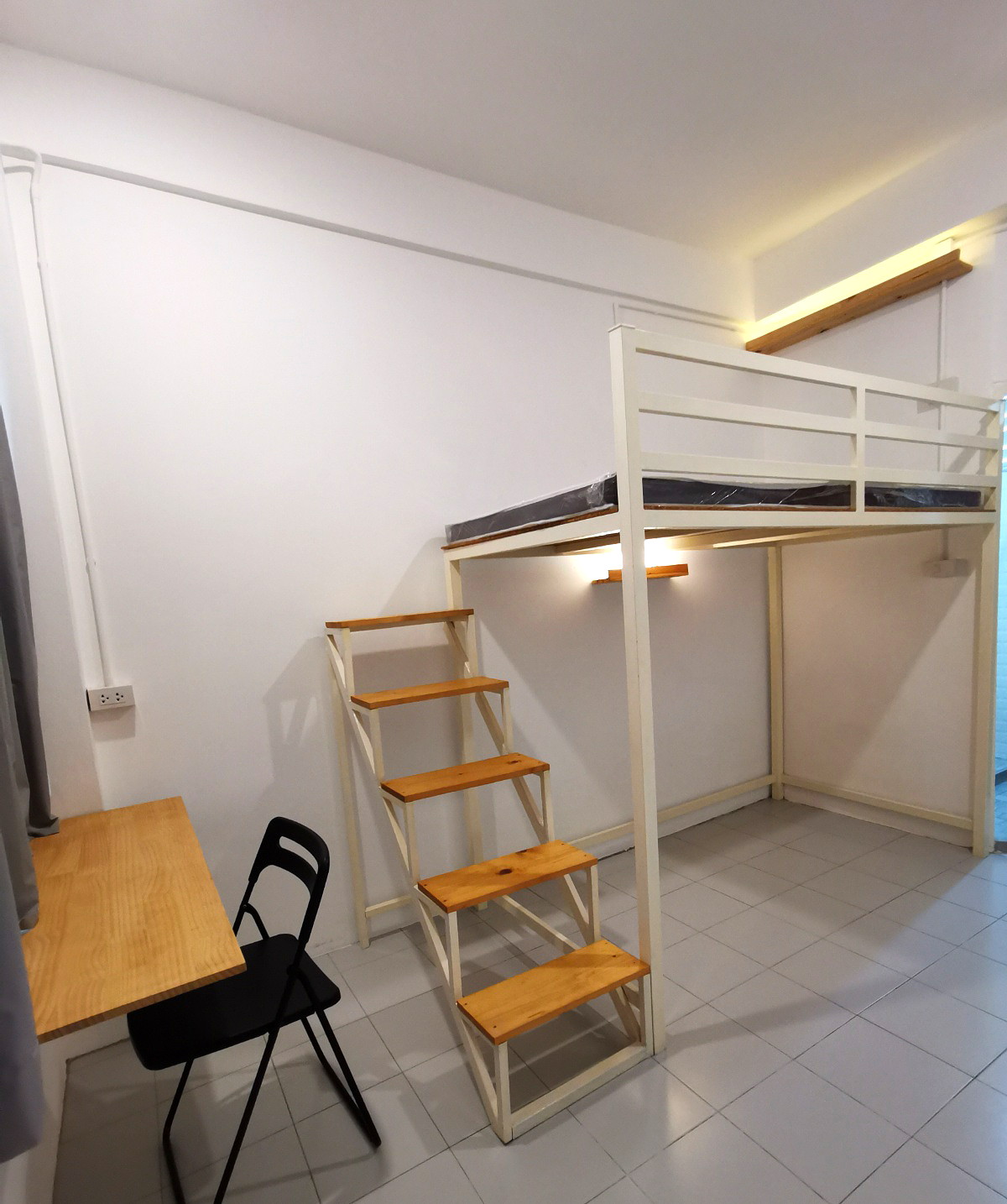 Pictures of SARANBURI 2/9