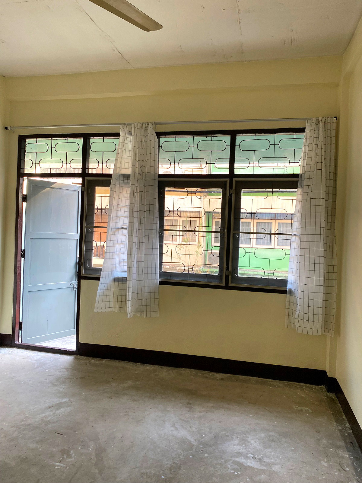 รูปภาพ ห้องพักเจริญกรุง | อพาร์ทเม้นท์ หอพัก ที่พัก ห้องพัก - รูปที่ 1/2