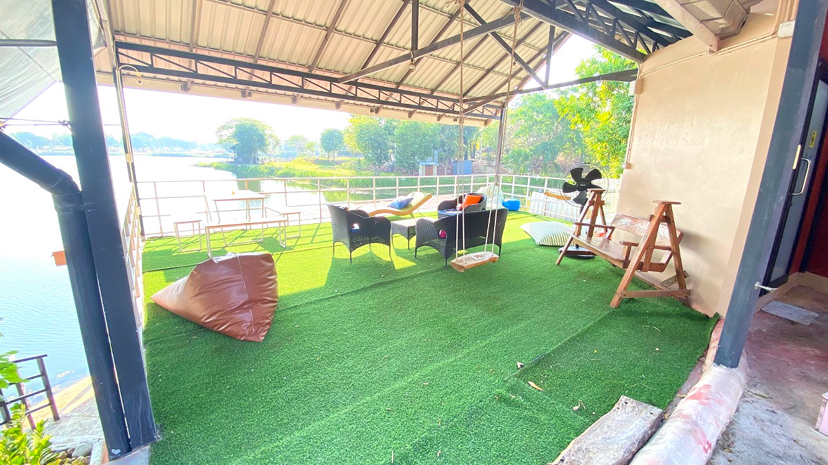 Pictures of PP Plus Bus Solar  53/63