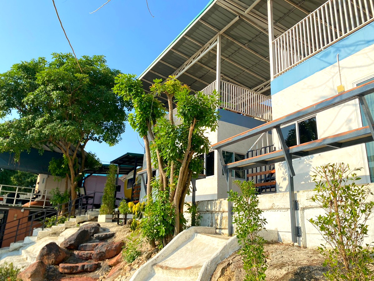 Pictures of PP Plus Bus Solar  49/63