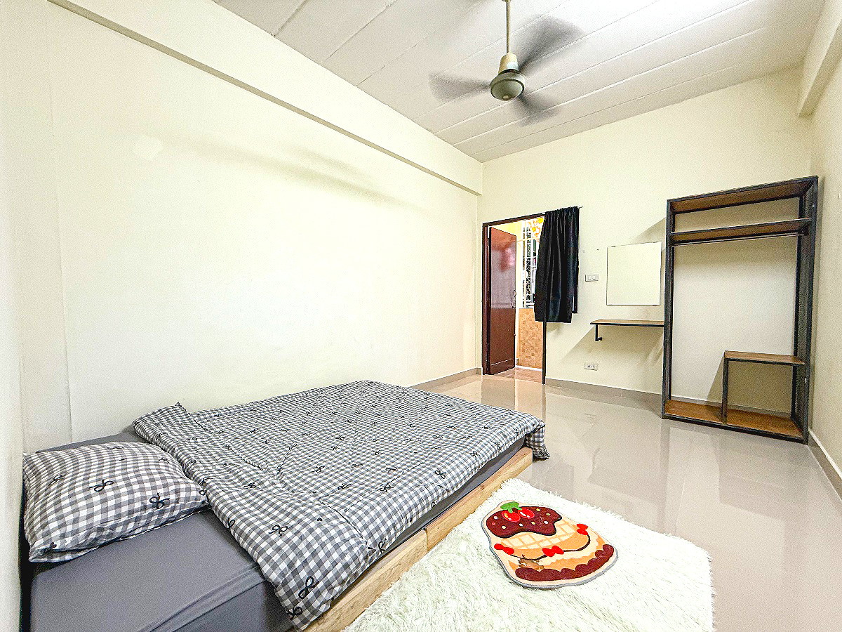 รูปภาพ ขวัญชีวิต แมนชั่น (ไทยธานีซอย 21 - นวนคร) | อพาร์ทเม้นท์ หอพัก ที่พัก ห้องพัก - รูปที่ 2/13