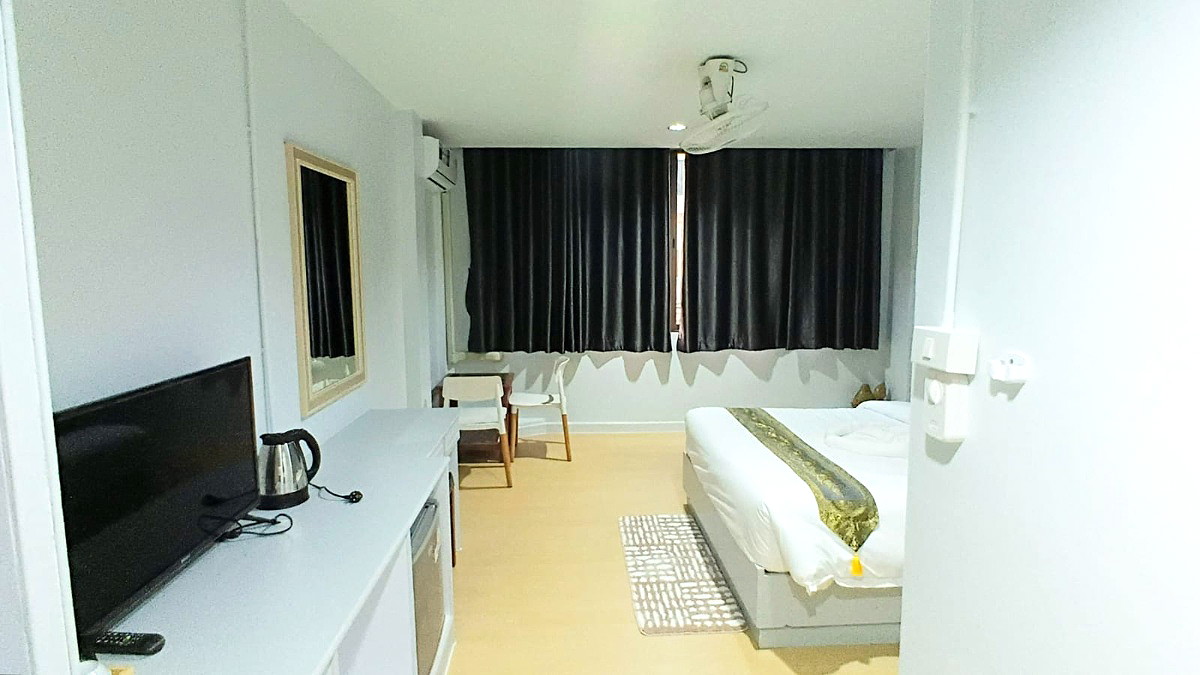 Pictures of Jomtien Waves Residence, 100m to Jomtien Beach 22/35