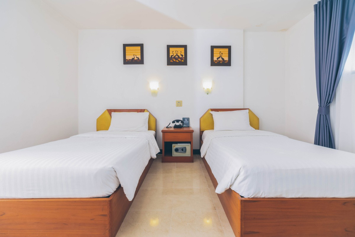 Condo · Watthana, bangkok — photo 5