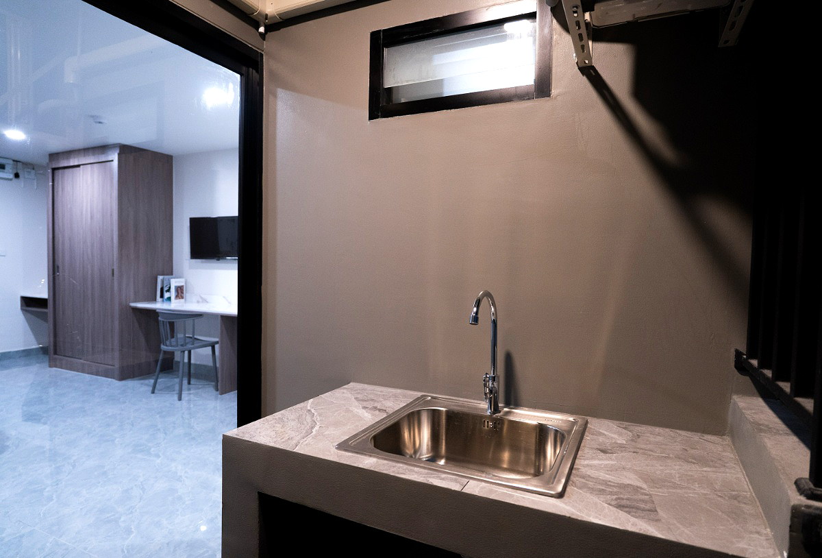 Pictures of SUM SPACES 4/6