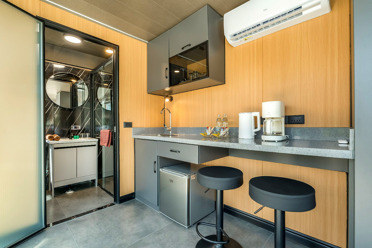 Pictures of Apple House Phuket 9/21