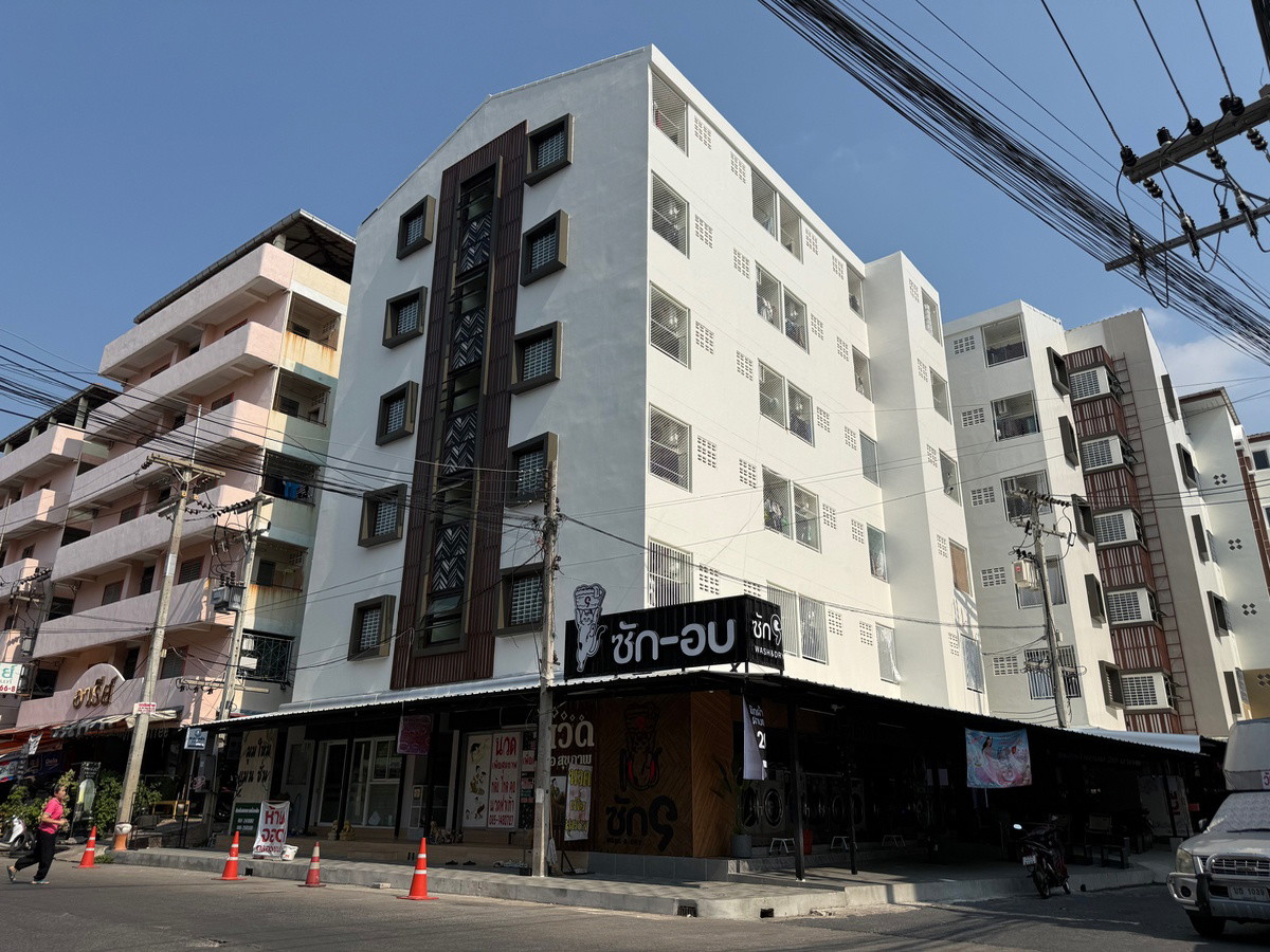 Condo — photo 2