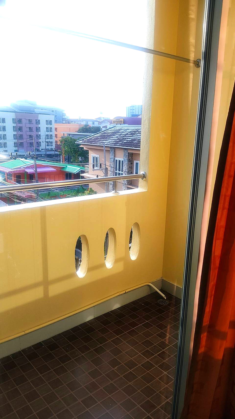 Pictures of M.T. Apartment 9/10