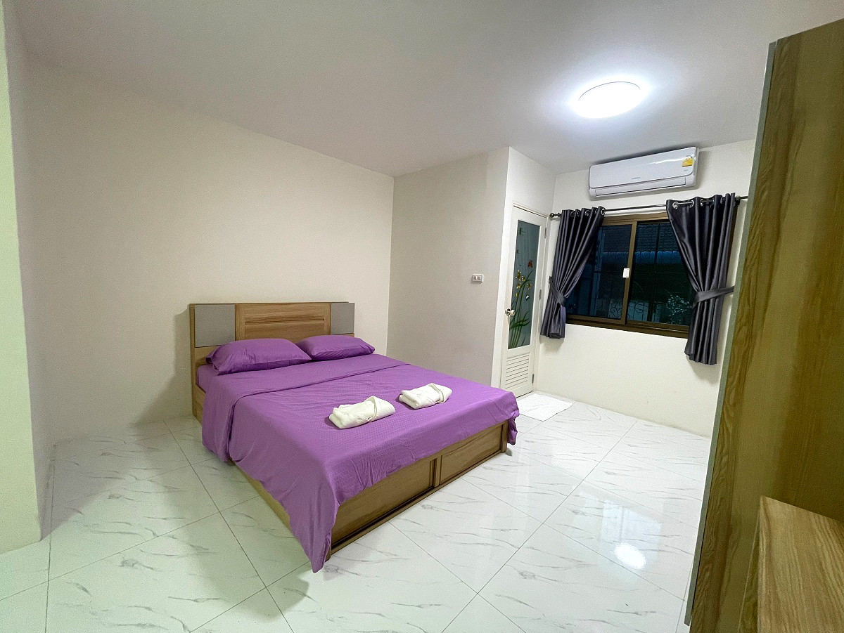 Pictures of PN Apartment At Udomsuk 47 10/18