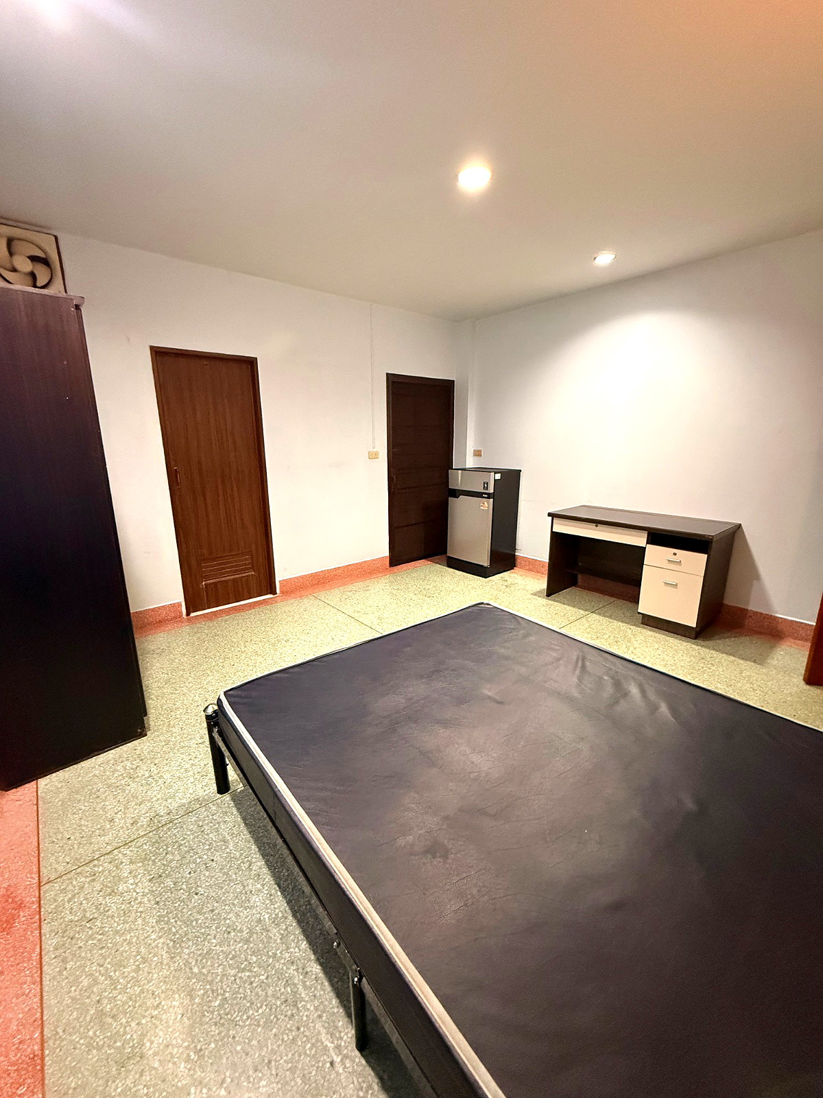 รูปภาพ บ้านชลธร | อพาร์ทเม้นท์ หอพัก ที่พัก ห้องพัก - รูปที่ 3/4