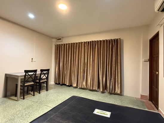 Chonlatorn house - Apartment for Rent