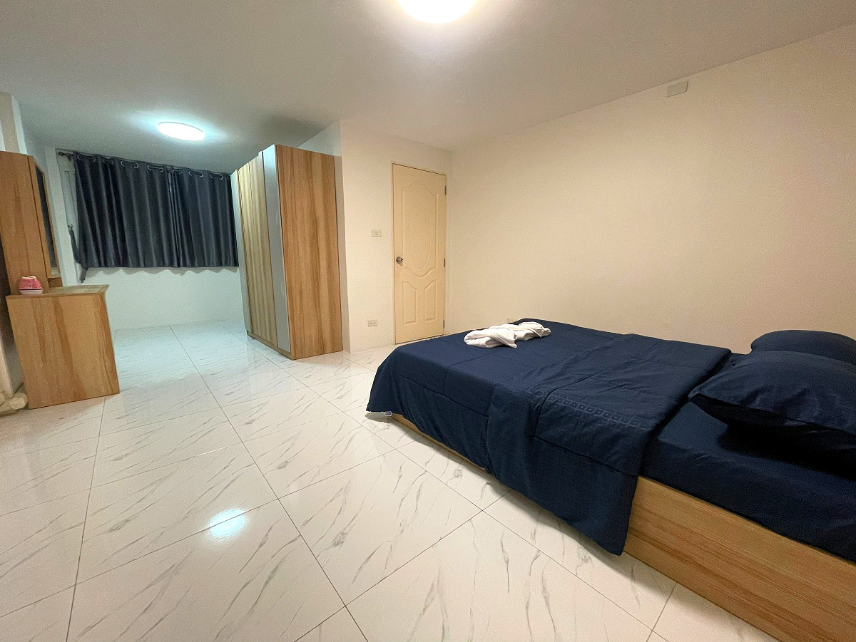 Pictures of PN Apartment At Udomsuk 47 16/18