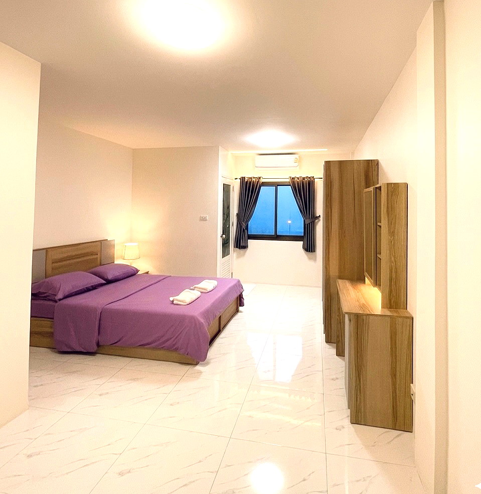 Pictures of PN Apartment At Udomsuk 47 9/18