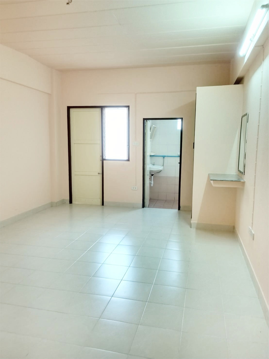 Condo · Bang Phli — photo 2