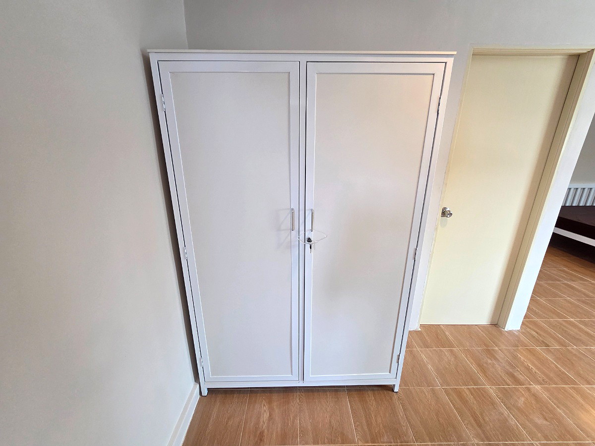 Pictures of Klao Resident 8/14