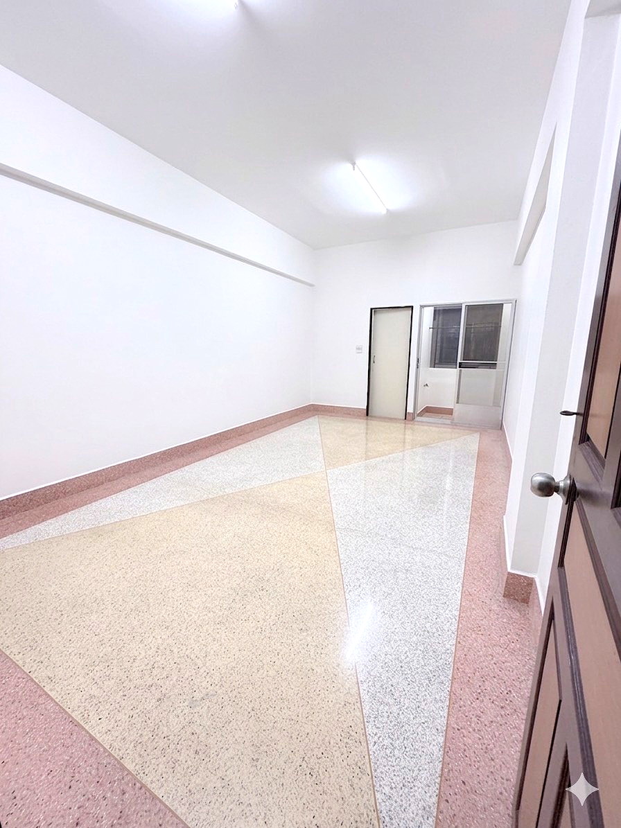 Pictures of Suvarnabhum PARK Apartment 9/10