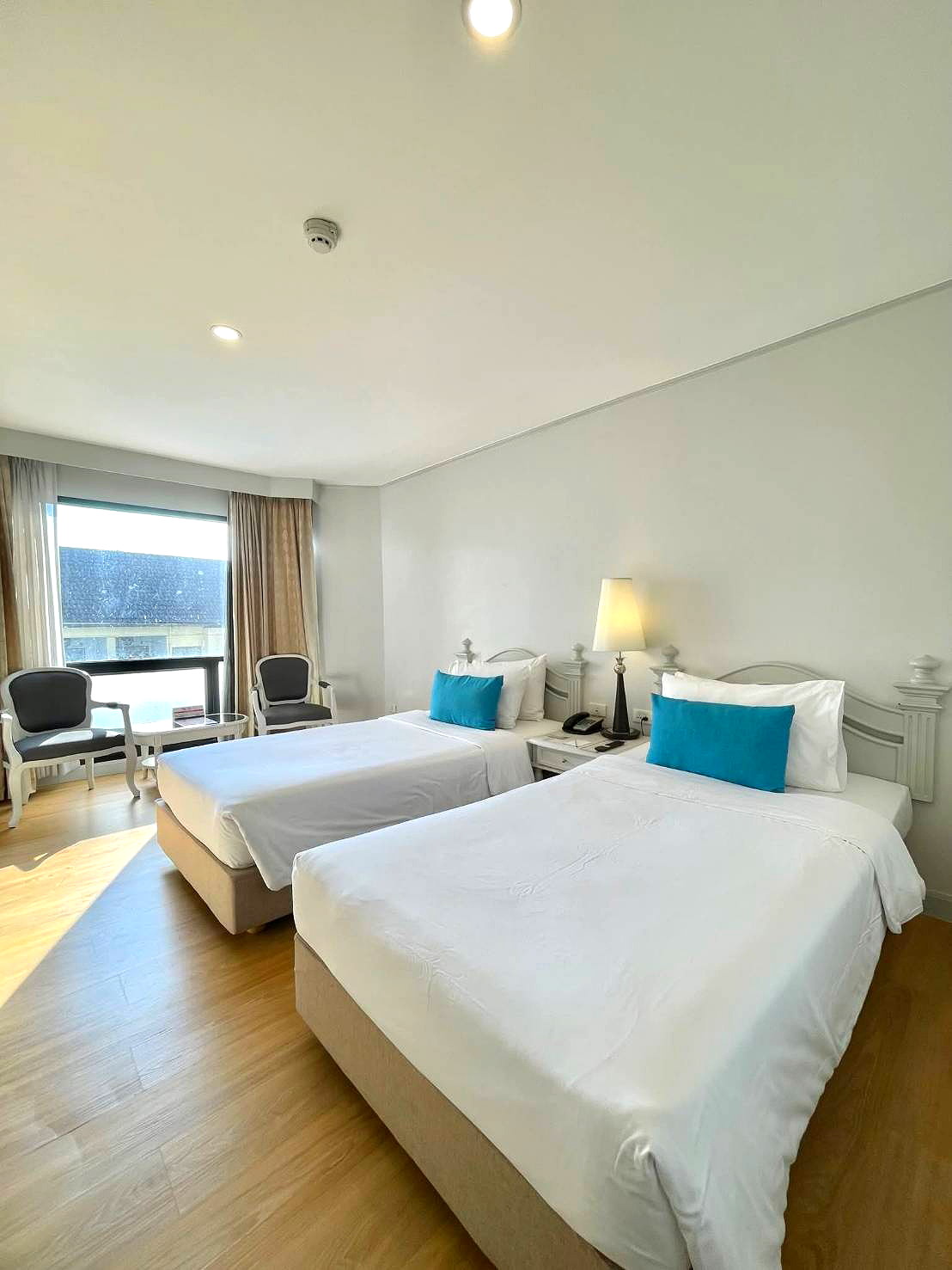 Pictures of CH Hotel 2/7