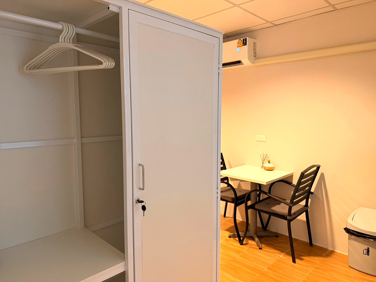 Pictures of Klao Resident 4/14