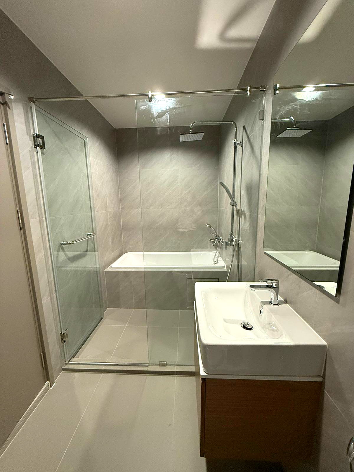 Pictures of Ide Sukhumvit Rama4 5/7