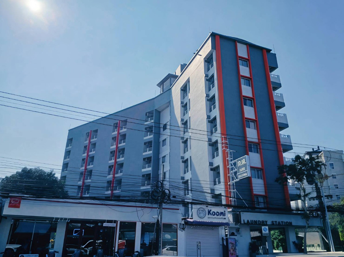 Condo — photo 1