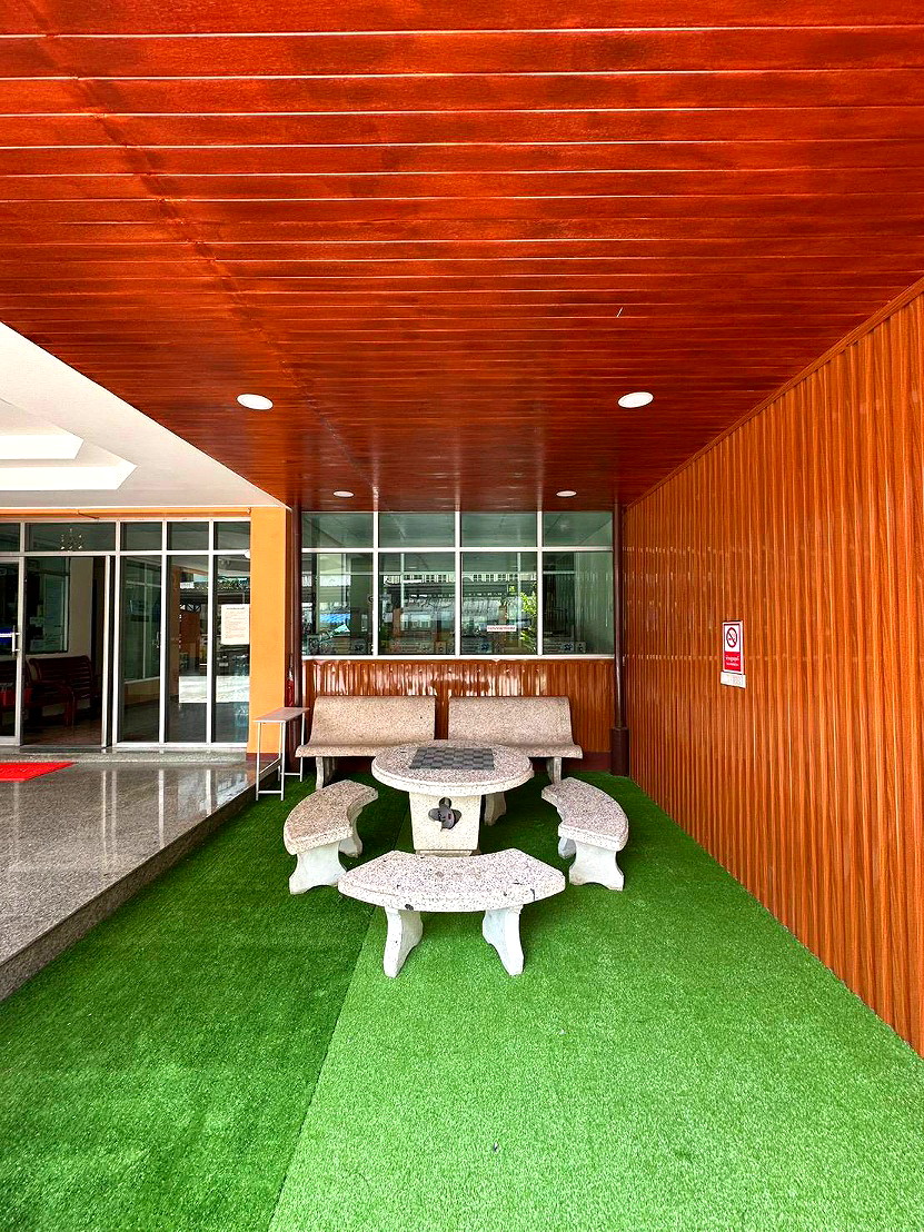 Pictures of Kamonwan Apartment 6/11