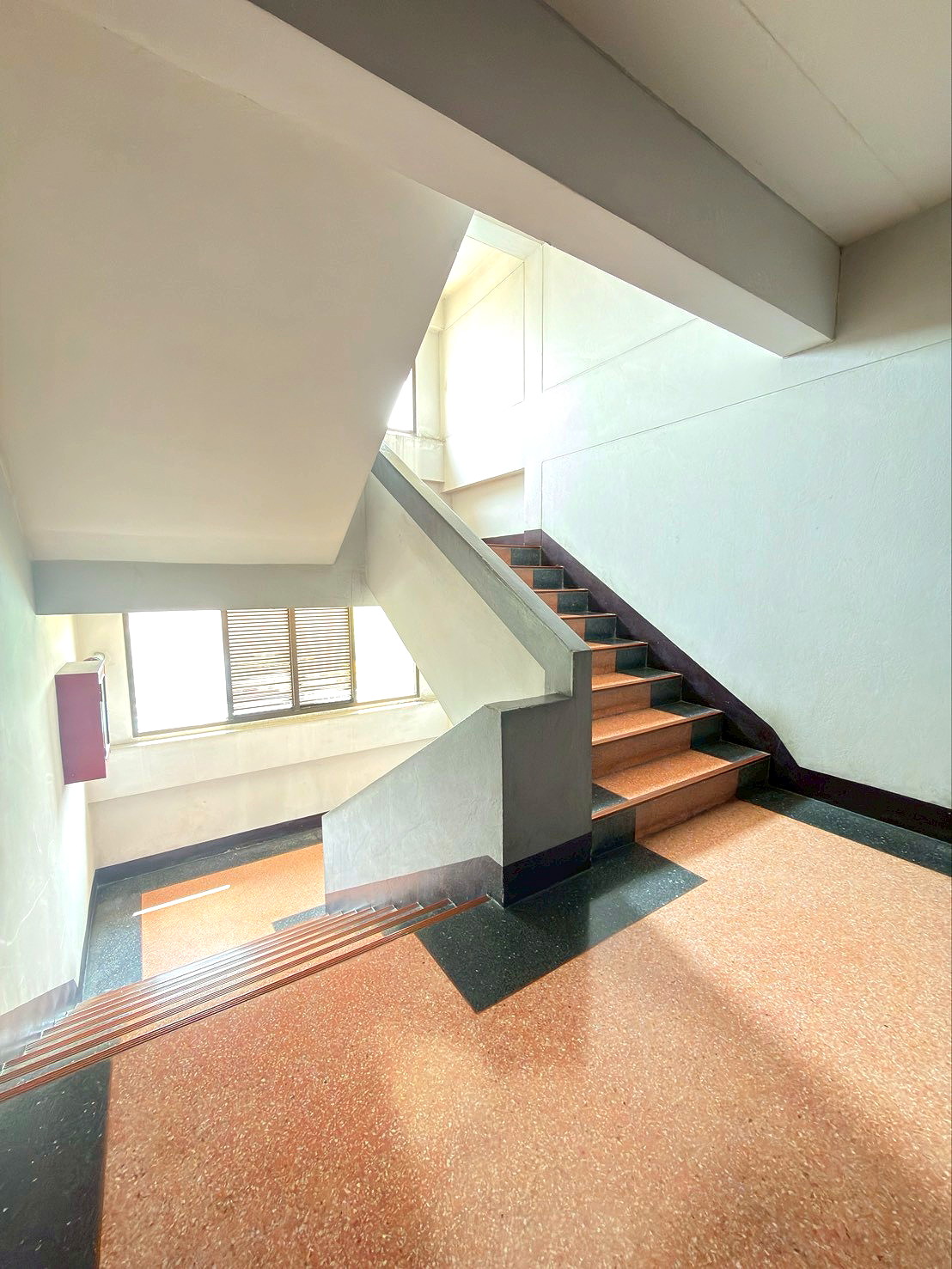 Pictures of Sirinporn Mansion 9/15