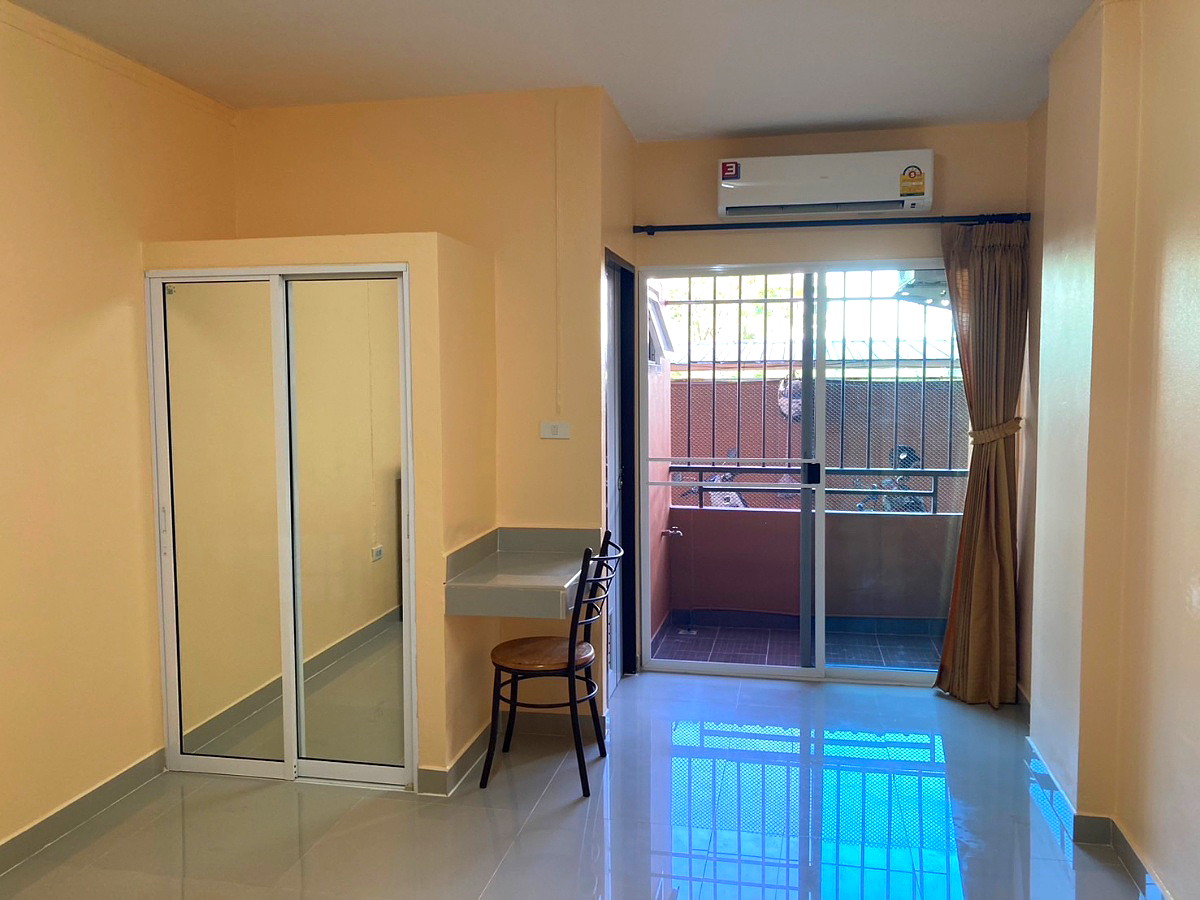 Pictures of AR Residence 4/13
