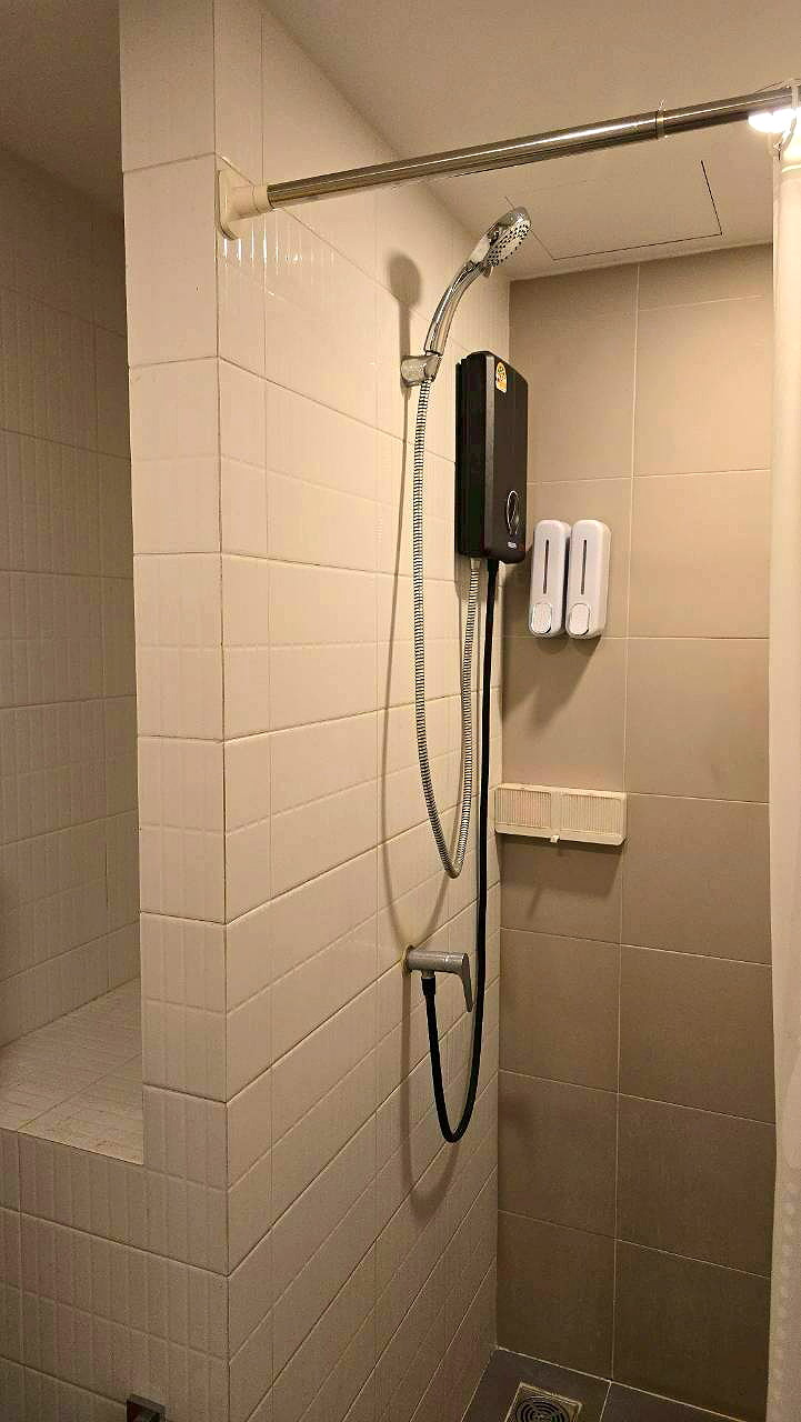 Pictures of Condo  Flexi Suksawat 12/12