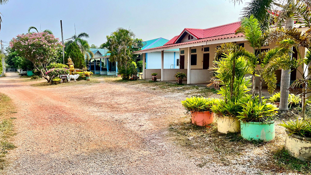 รูปภาพ ให้เช่า ห้องพักกว้าง ฟรี WIFI แอร์ น้ำอุ่น  ที่จอดรถ เฟอร์ครบ ใกล้ 7-11 บ้านท่อทองแดง หนองปลิง  | อพาร์ทเม้นท์ หอพัก ที่พัก ห้องพัก - รูปที่ 24/28