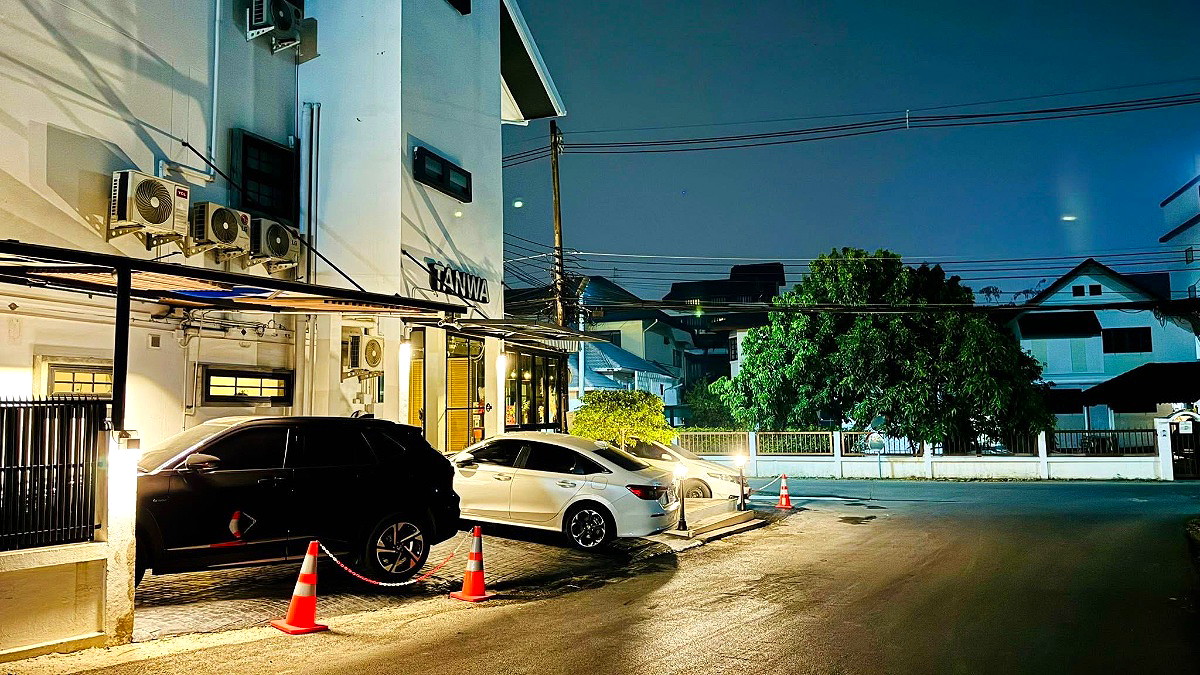 Pictures of Tanwa House 27/31