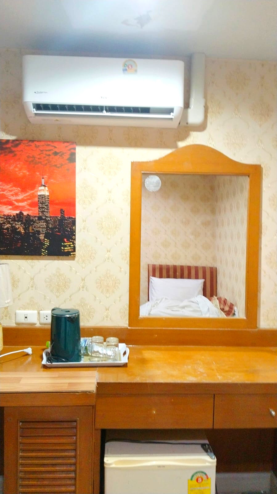 Pictures of TANAKRON (room for rent) Sukhumvit 11 7/7
