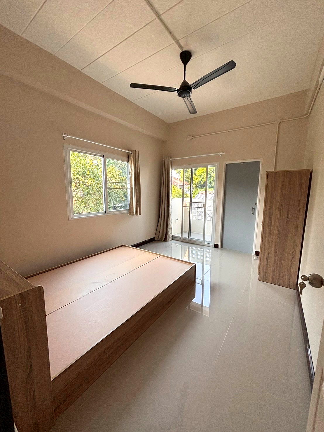 รูปภาพ เดอะ ทรี เฮาวส์ คู้บอน 31 | อพาร์ทเม้นท์ หอพัก ที่พัก ห้องพัก - รูปที่ 2/9