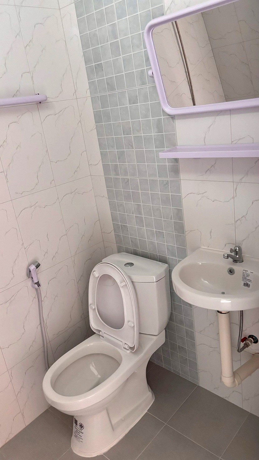 รูปภาพ เดอะ ทรี เฮาวส์ คู้บอน 31 | อพาร์ทเม้นท์ หอพัก ที่พัก ห้องพัก - รูปที่ 8/9