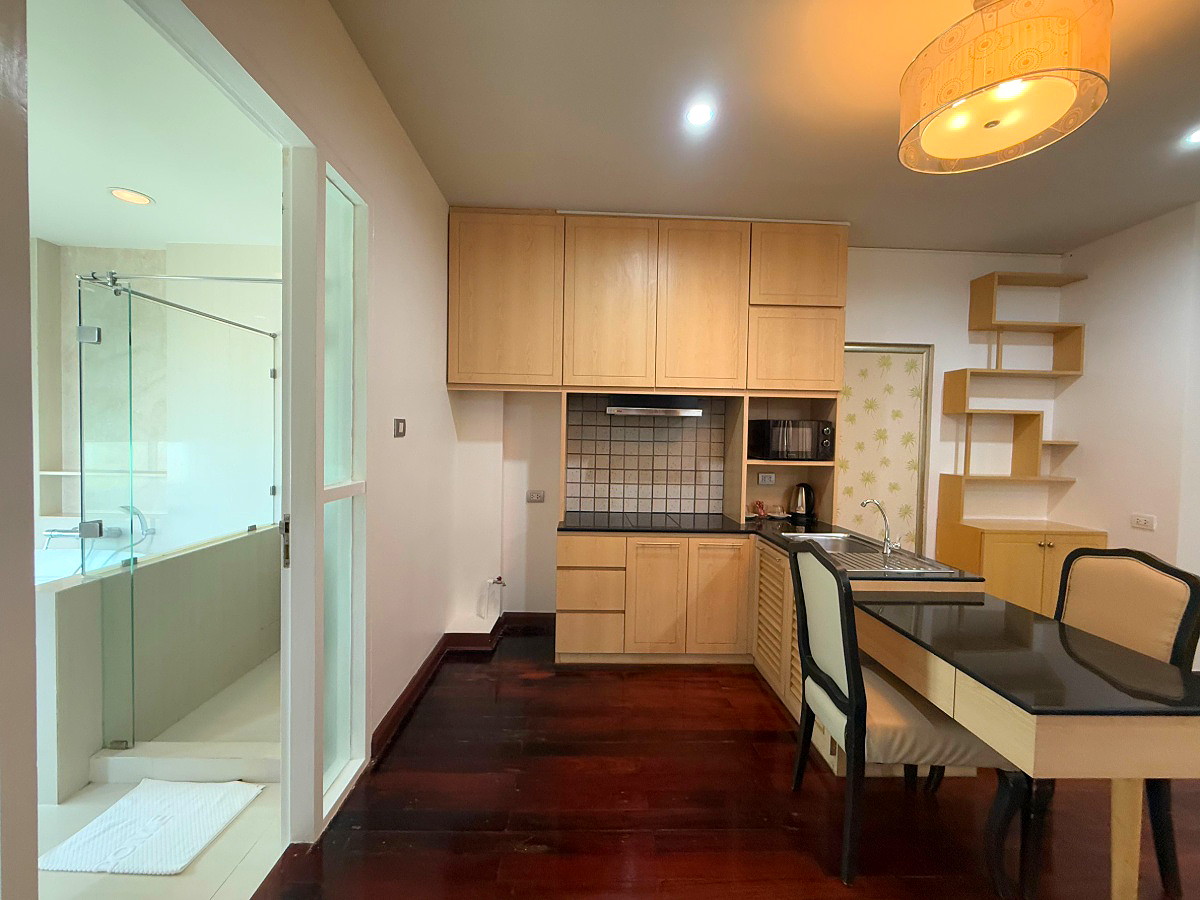 Pictures of GreenView Ekkamai 10 31/41