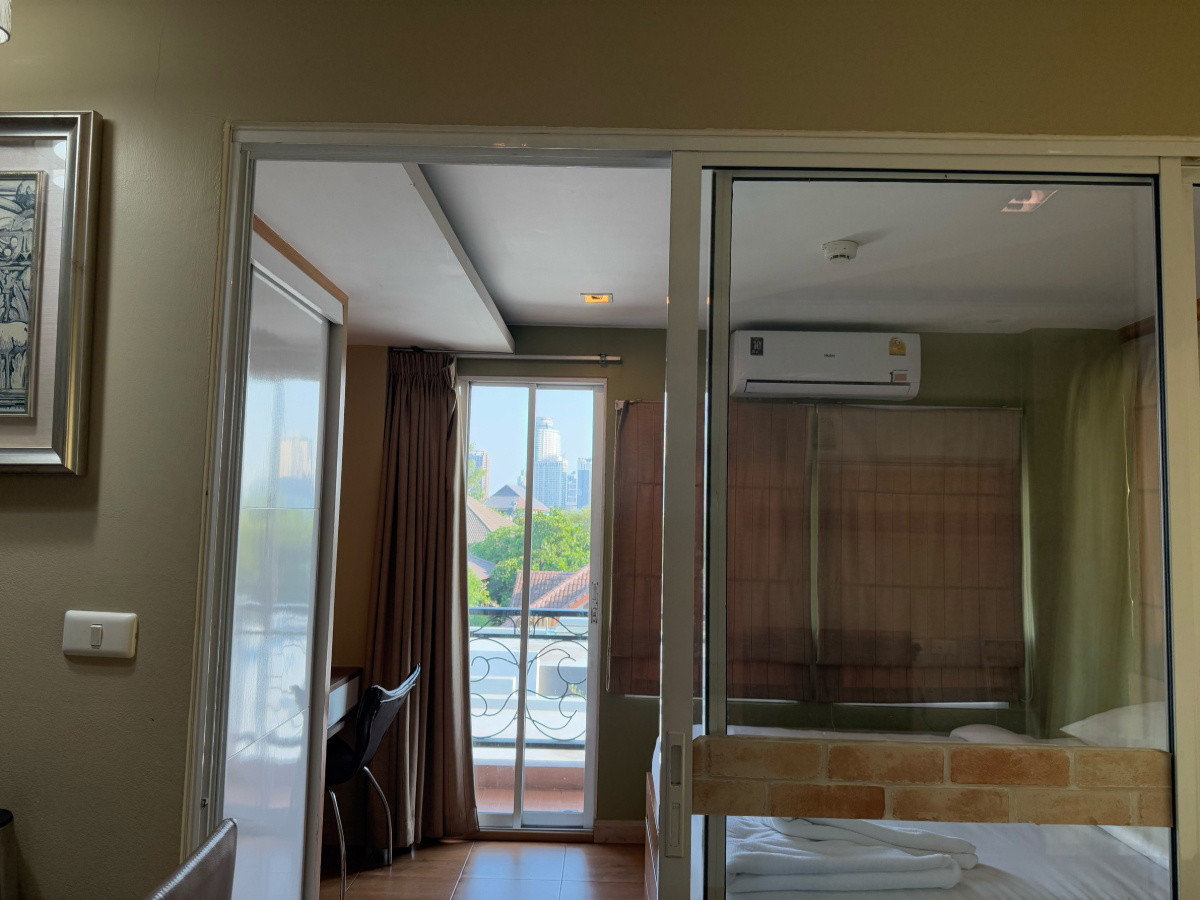Condo · Watthana, bangkok — photo 5