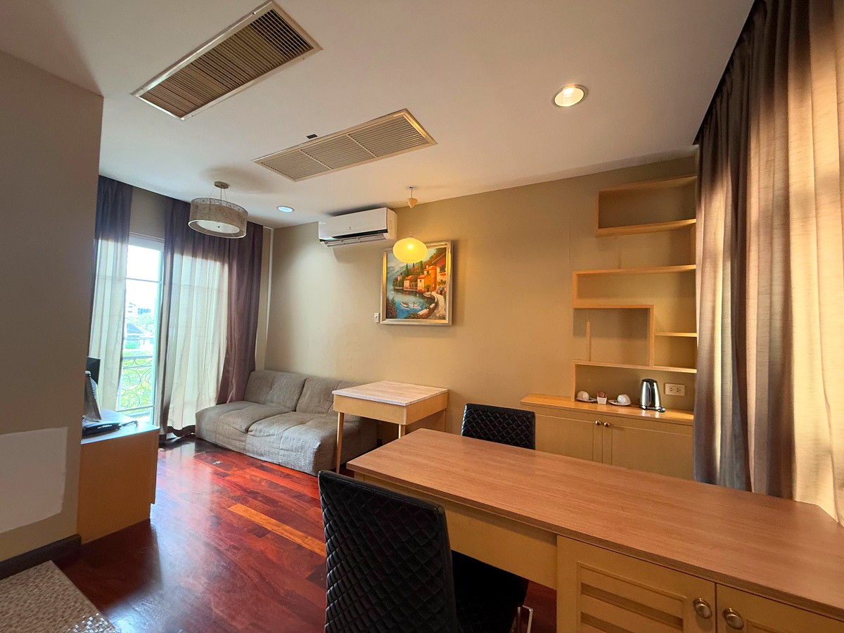 Pictures of GreenView Ekkamai 10 40/41