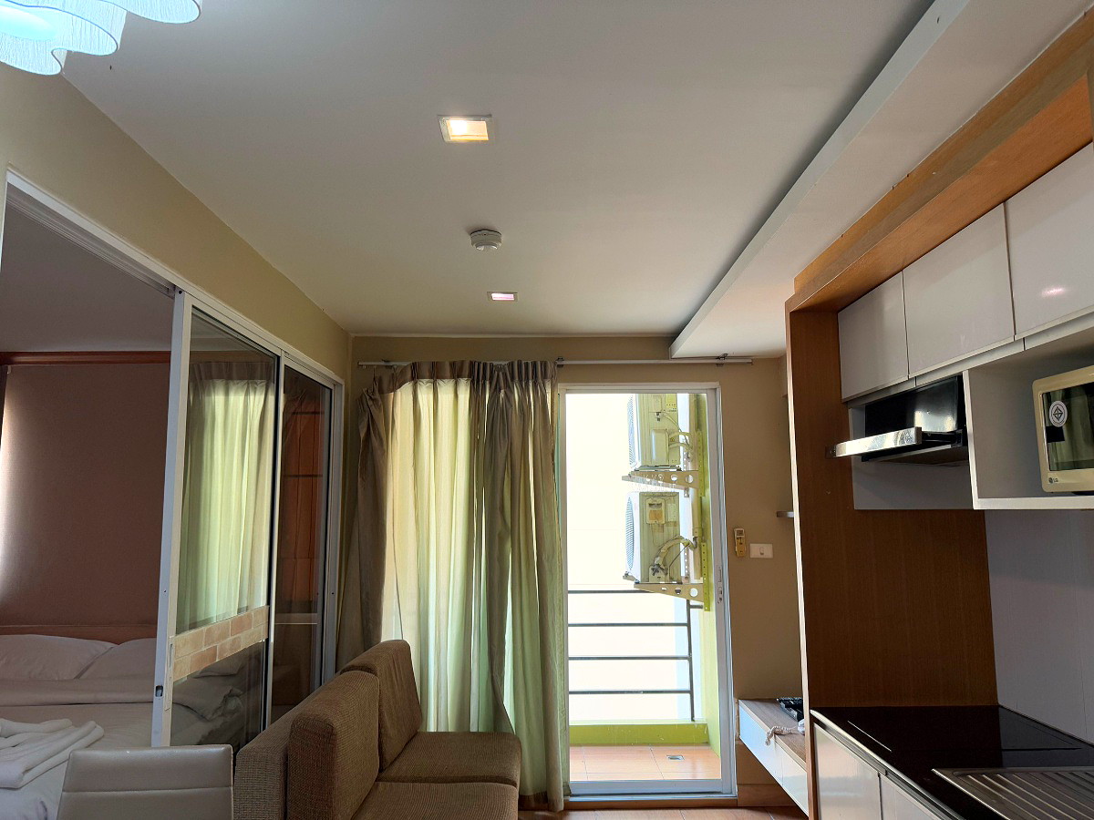 Pictures of GreenView Ekkamai 10 4/41