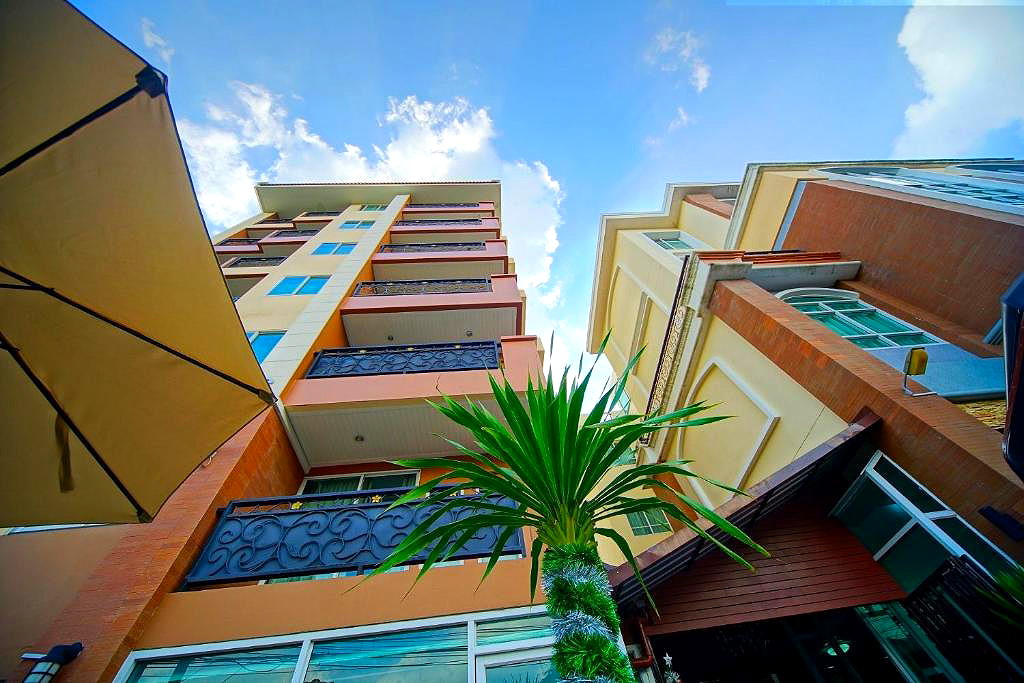 Pictures of GreenView Ekkamai 10 2/41