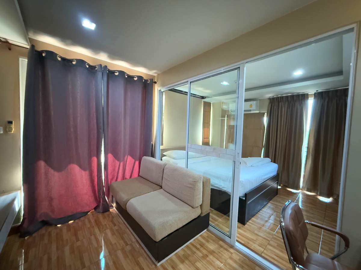 Pictures of GreenView Ekkamai 10 16/41