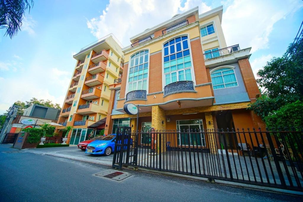 Condo · Watthana, bangkok