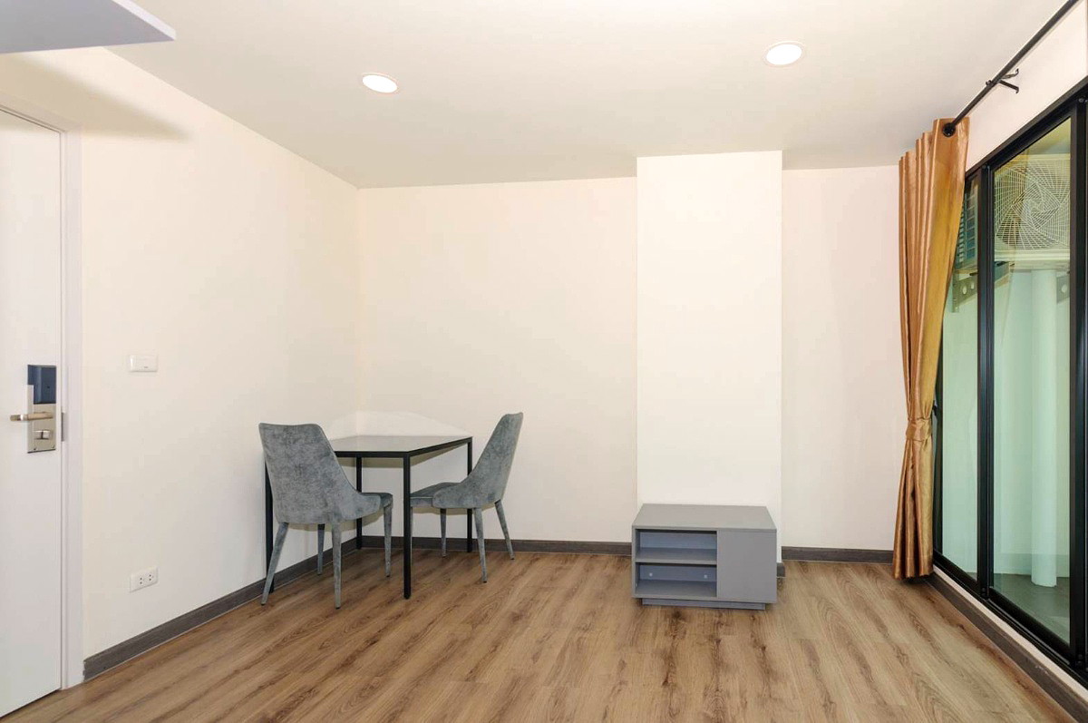 Pictures of  Wynn Thani Condo 3/14