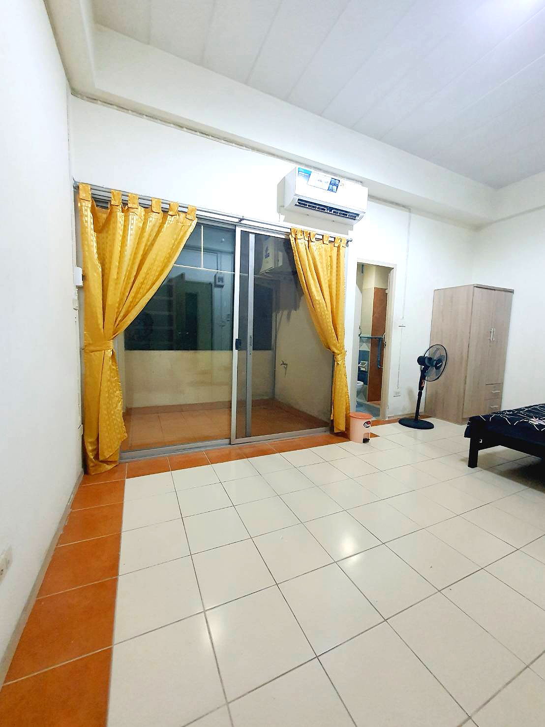 Pictures of Uhouse Apartment 4/29