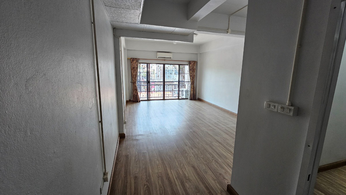 Condo · Saraphi, chiang_mai
