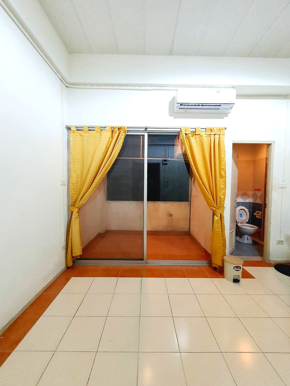 Pictures of Uhouse Apartment 13/29