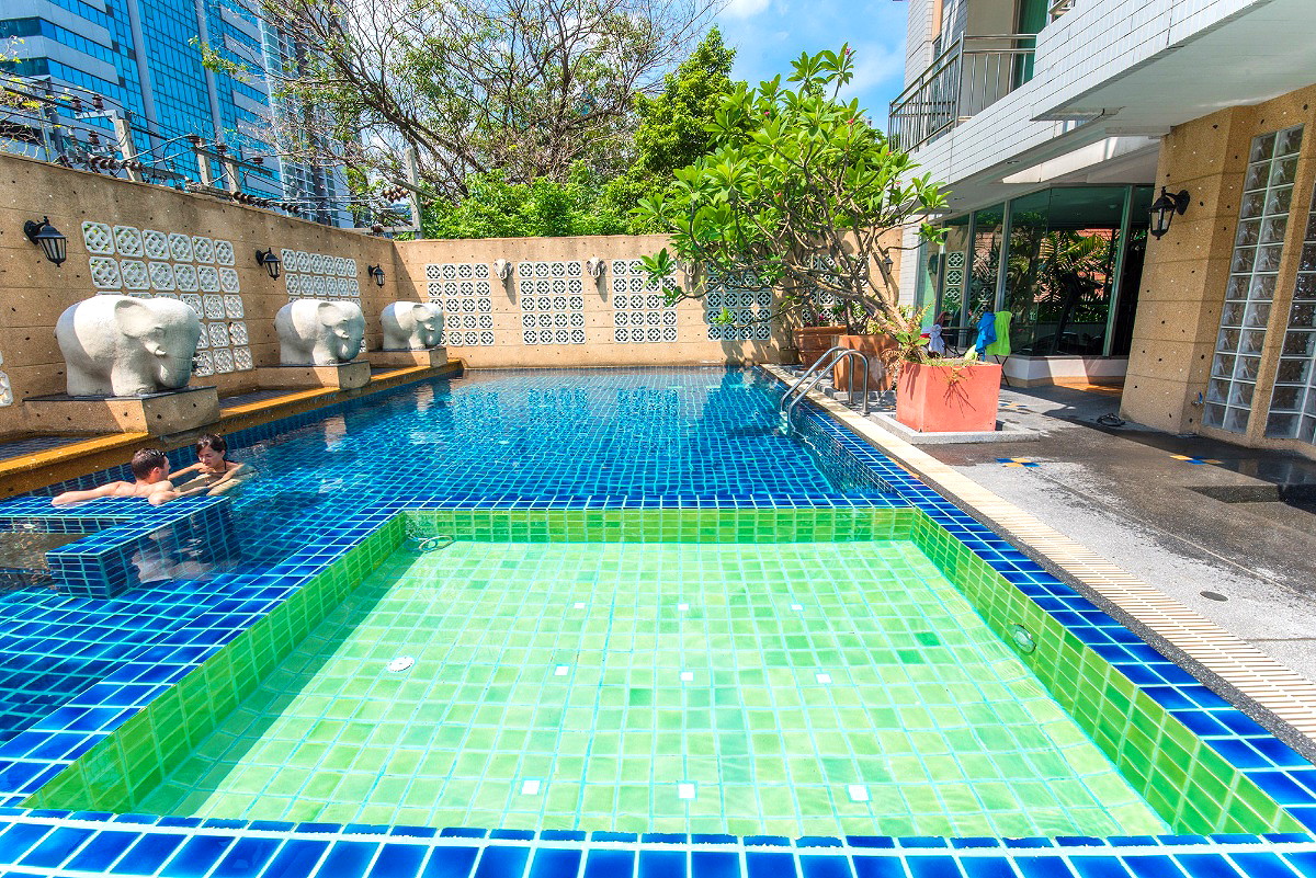 Pictures of Baan Thirapa 20/22