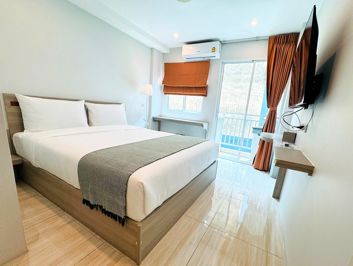 Pictures of Icon Dome Bangkok 8/11