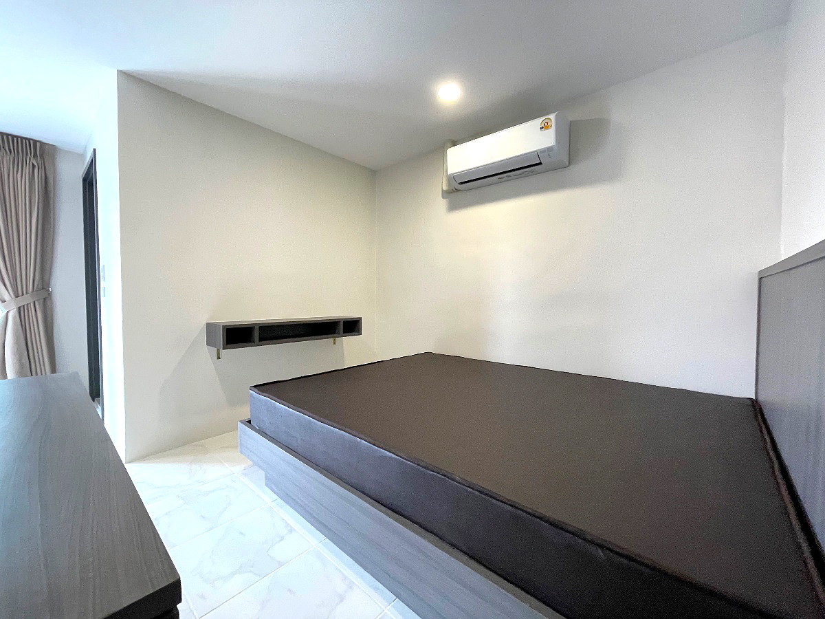 Pictures of Rungsiri Mansion 2/10