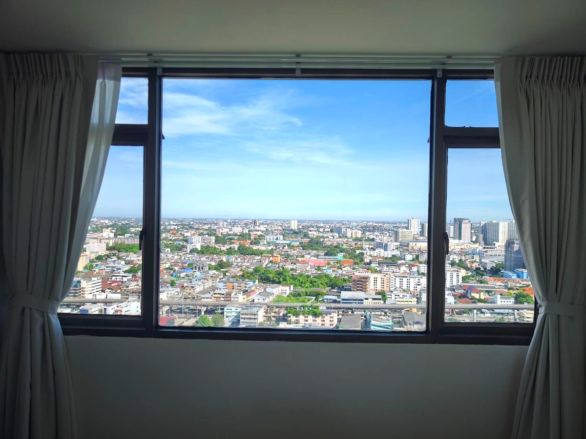 รูปภาพ รัตนโกสินทร์ ไอซ์แลนด์ คอนโด / อากาศดีปลอดโปร่ง คอนโดมีความเป็นส่วนตัว / ปิ่นเกล้า-ศิริราช | อพาร์ทเม้นท์ หอพัก ที่พัก ห้องพัก - รูปที่ 12/16